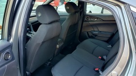 Honda Civic 1.0 i-VTEC Turbo Comfort, снимка 10 - Автомобили и джипове - 45223253