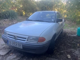 Opel Astra, снимка 1