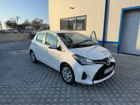 Toyota Yaris Товарна, снимка 3