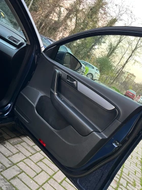 VW Passat Passat b7 2.0TDI highline  Регистриран  - 14900 лв. / 7618.25 € - 26918847 8