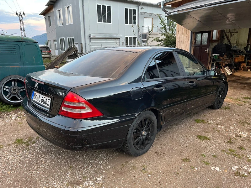 Mercedes-Benz C 270 На части, снимка 4 - Автомобили и джипове - 40982191