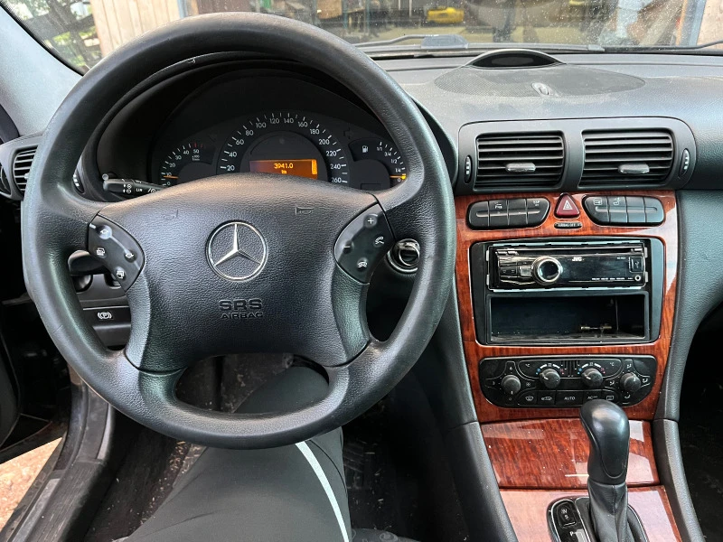 Mercedes-Benz C 270 На части, снимка 9 - Автомобили и джипове - 40982191