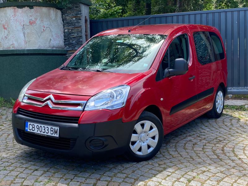 Citroen Berlingo 1.6 hdi / 75кс/ 4+ 1 места, снимка 1 - Автомобили и джипове - 46160508