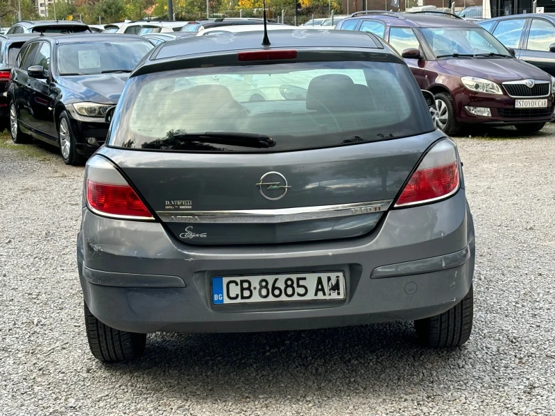 Opel Astra 1.7 CDTI, снимка 5 - Автомобили и джипове - 47464445