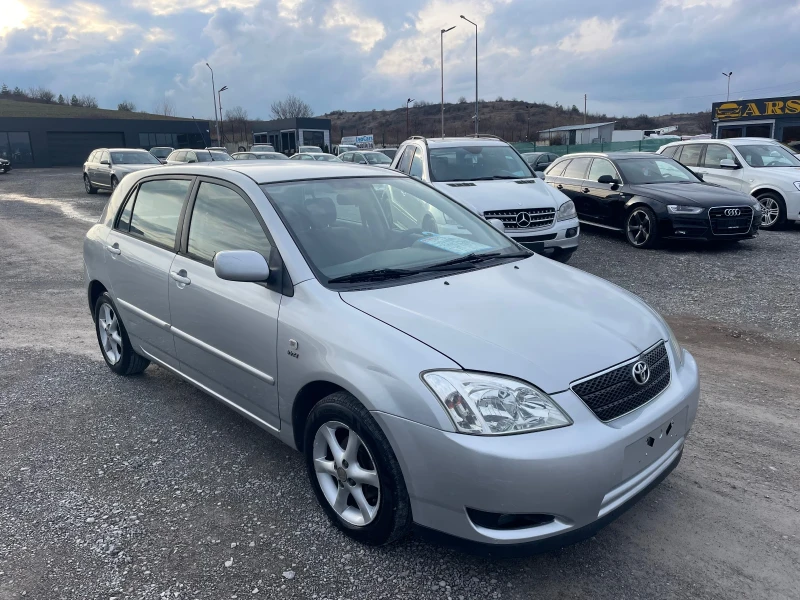 Toyota Corolla 1.6I БЕНЗИН, снимка 3 - Автомобили и джипове - 49332266