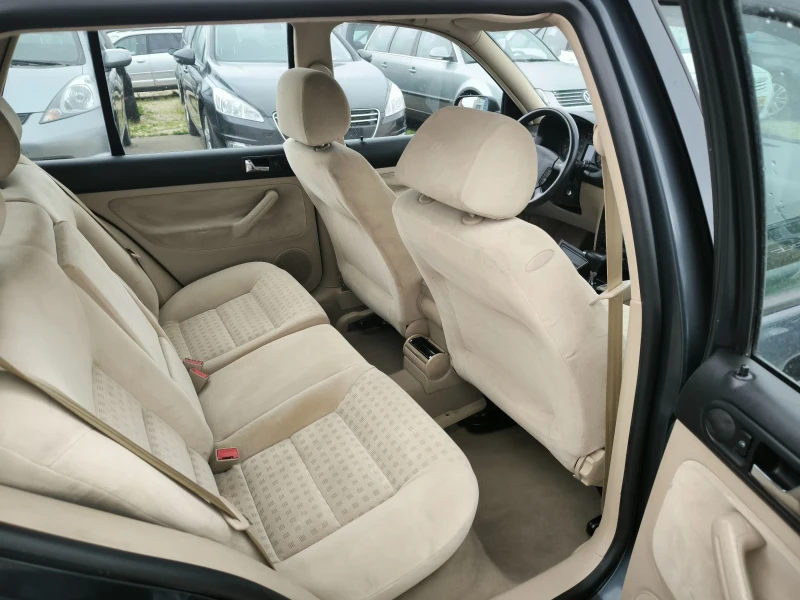 VW Golf 1.6i Automatic , снимка 6 - Автомобили и джипове - 49732882