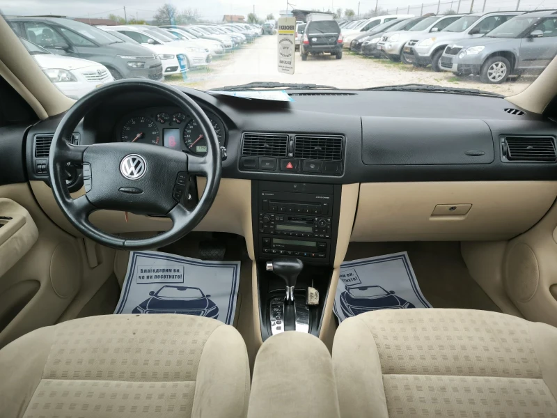 VW Golf 1.6i Automatic , снимка 8 - Автомобили и джипове - 49732882