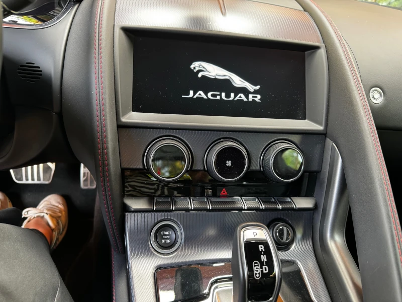 Jaguar F-Type R-Dynamic, снимка 12 - Автомобили и джипове - 52634435