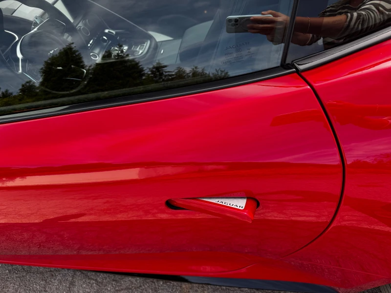 Jaguar F-Type R-Dynamic, снимка 4 - Автомобили и джипове - 52634435