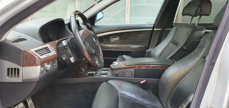 BMW 730, снимка 6 - Автомобили и джипове - 51520942