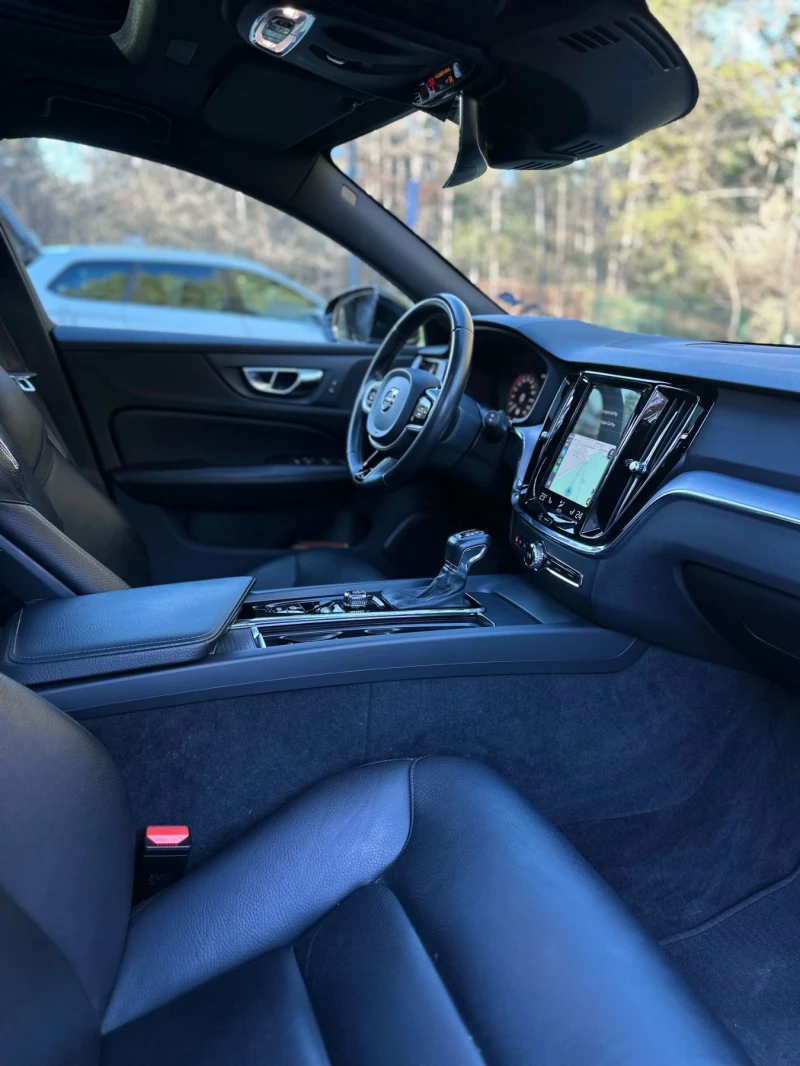 Volvo V60 T5, снимка 13 - Автомобили и джипове - 52568438