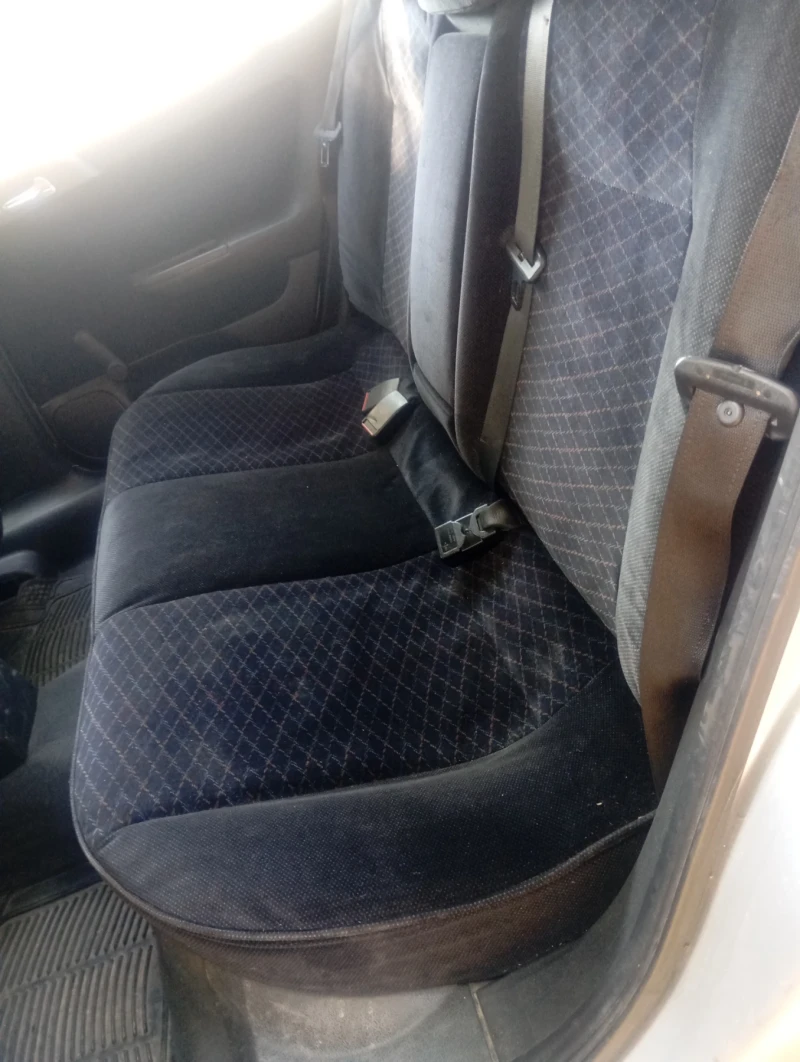 Opel Astra, снимка 4 - Автомобили и джипове - 52358170