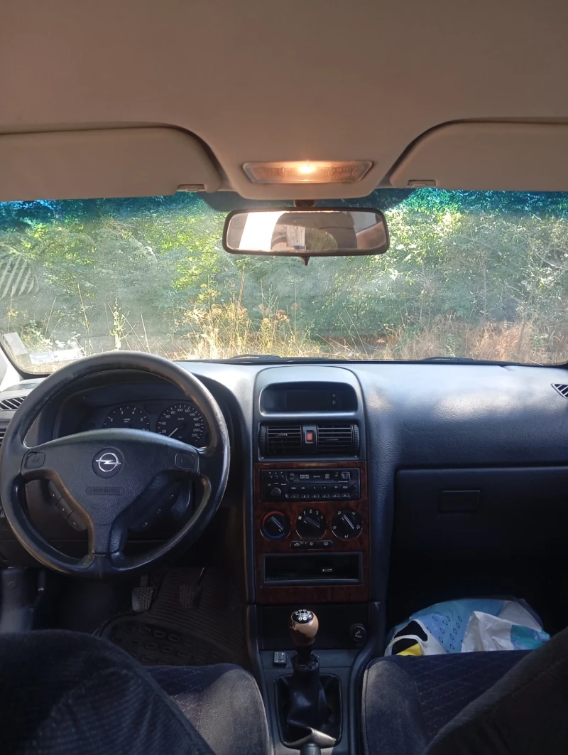 Opel Astra, снимка 12 - Автомобили и джипове - 52358170