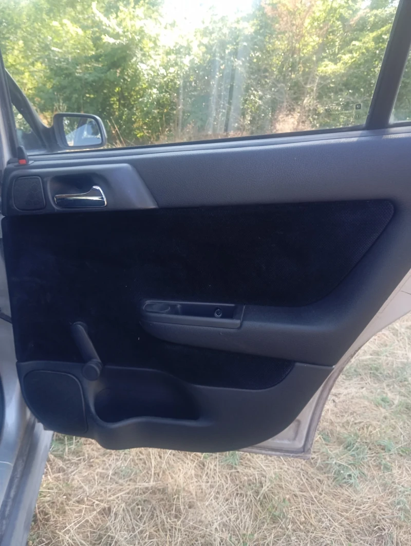 Opel Astra, снимка 6 - Автомобили и джипове - 52358170