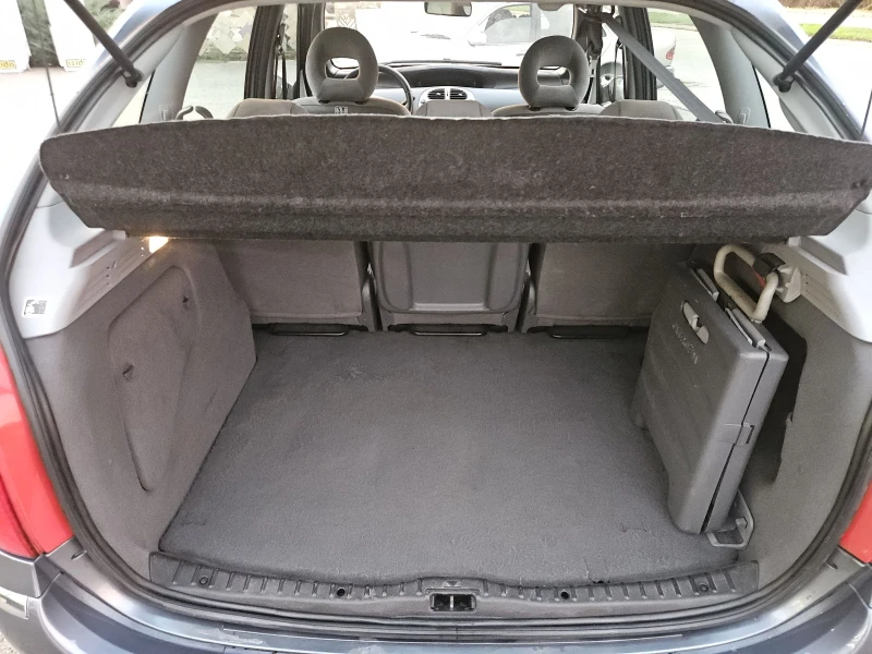 Citroen Xsara picasso 1.6i---95кс., снимка 9 - Автомобили и джипове - 52380647