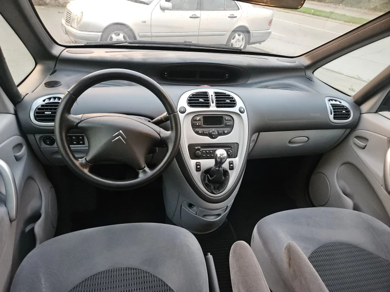 Citroen Xsara picasso 1.6i---95кс., снимка 11 - Автомобили и джипове - 52380647