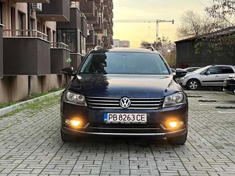 VW Passat Passat b7 2.0TDI highline  Регистриран , снимка 2 - Автомобили и джипове - 52700722