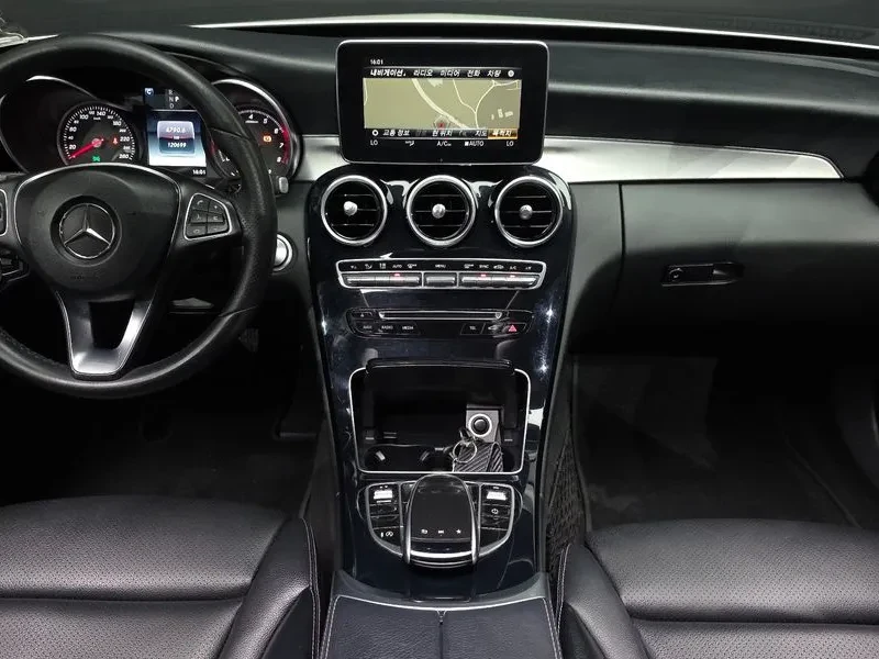 Mercedes-Benz C 200 САМО 30% АВАНС, снимка 7 - Автомобили и джипове - 56064946