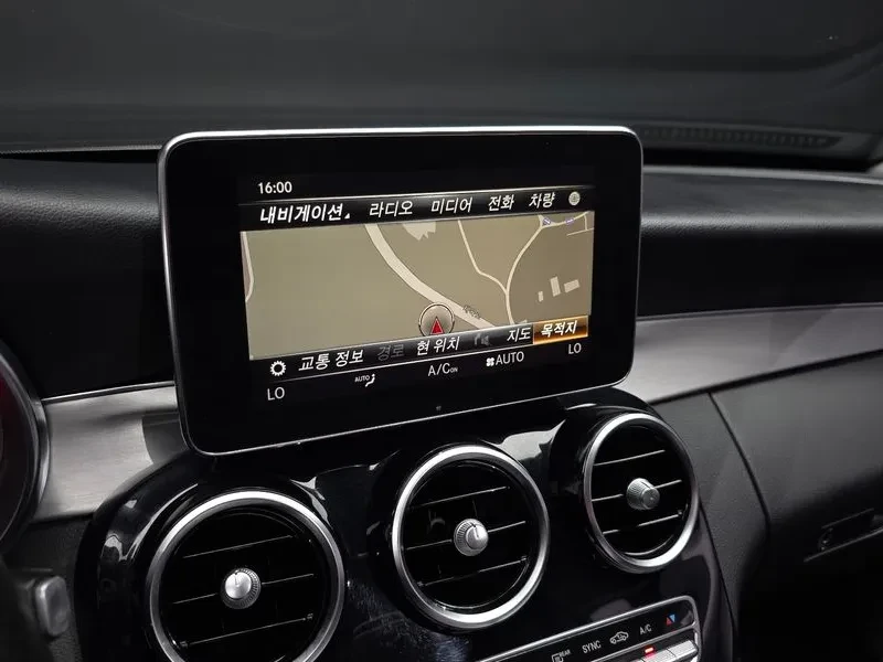 Mercedes-Benz C 200 САМО 30% АВАНС, снимка 15 - Автомобили и джипове - 56064946