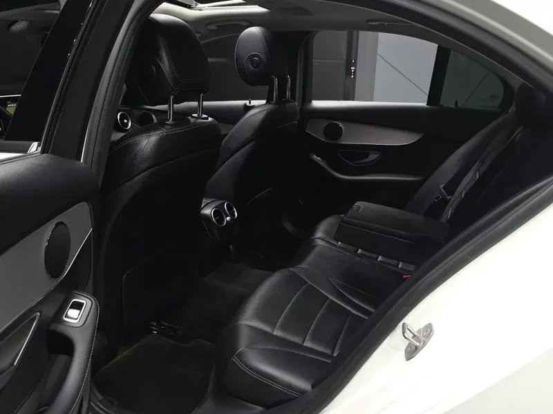 Mercedes-Benz C 200 САМО 30% АВАНС, снимка 11 - Автомобили и джипове - 56064946