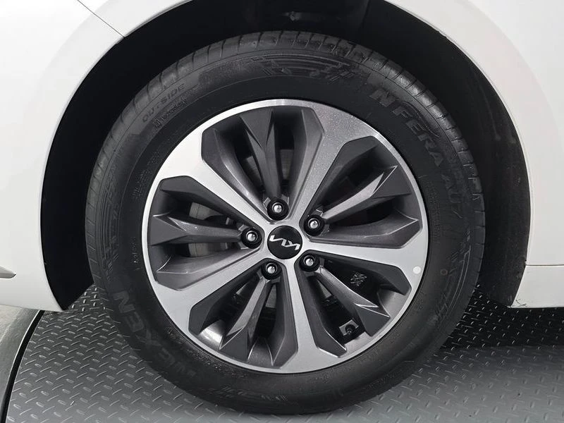 Kia K8 Noblesse Lite| 139к.с., снимка 5 - Автомобили и джипове - 56130572