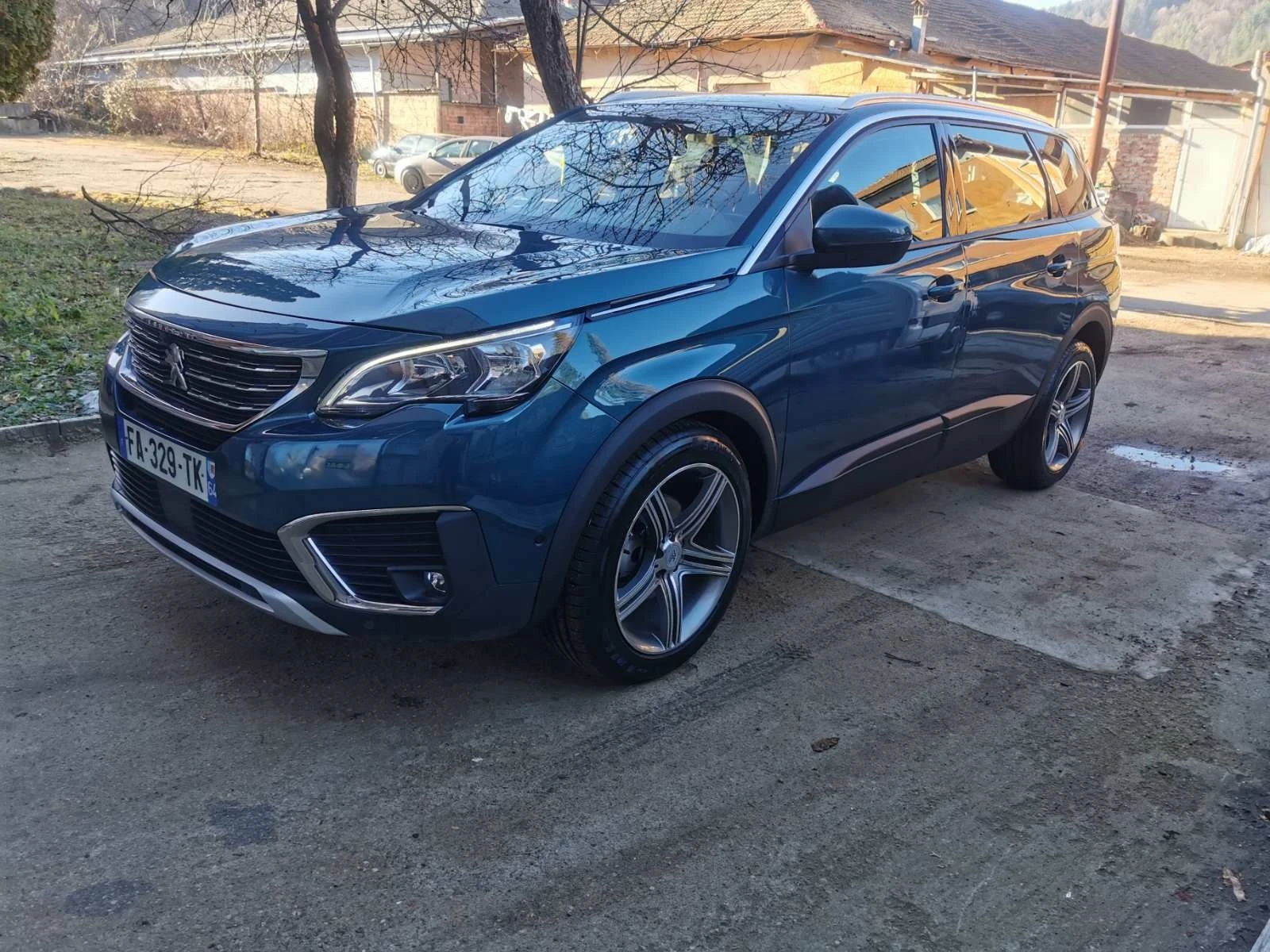 Peugeot 5008 1.2 turbo - [1] 