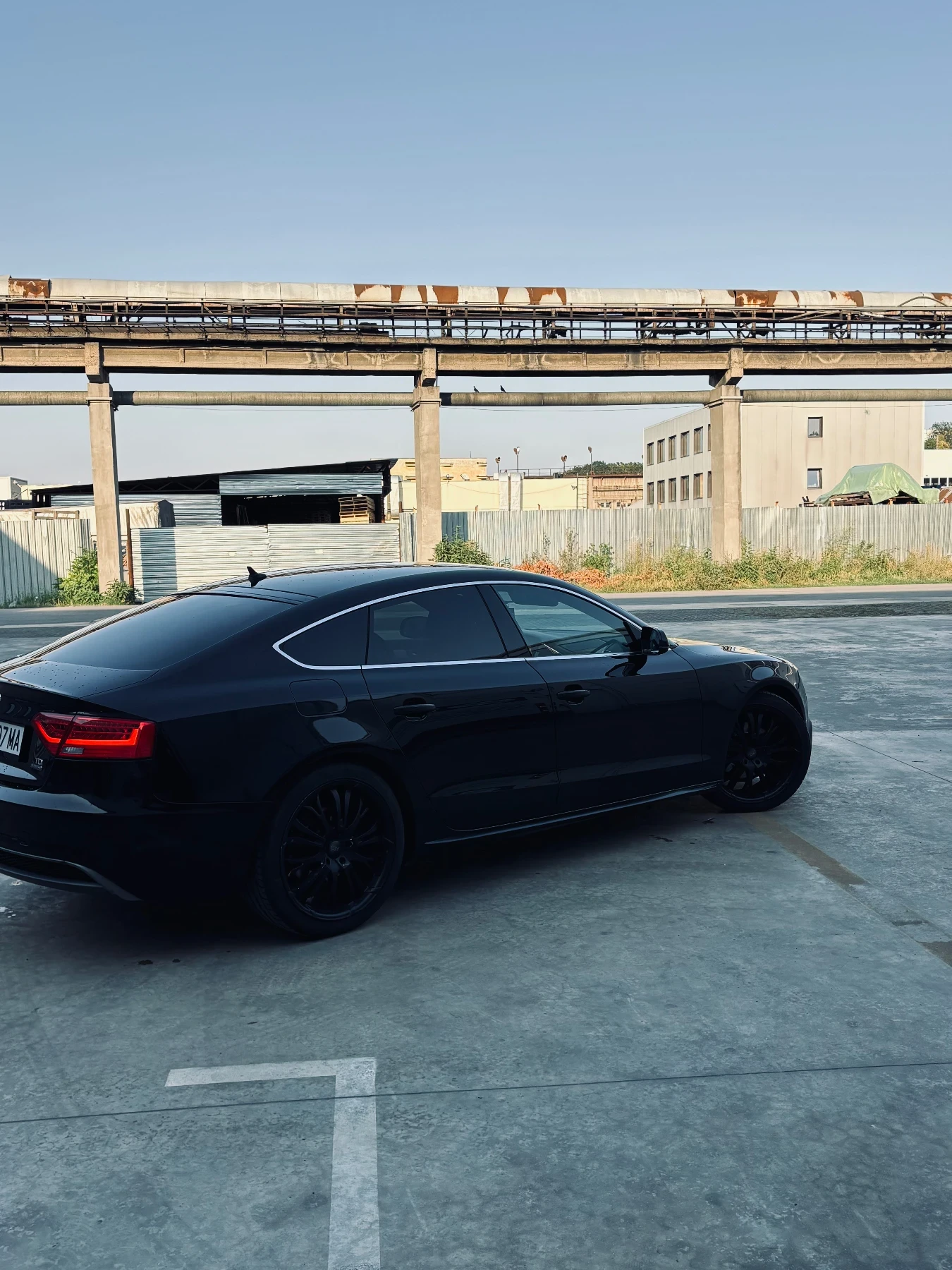 Audi A5 2.0TDI 190кс 4х4 3хS-Line  - изображение 3
