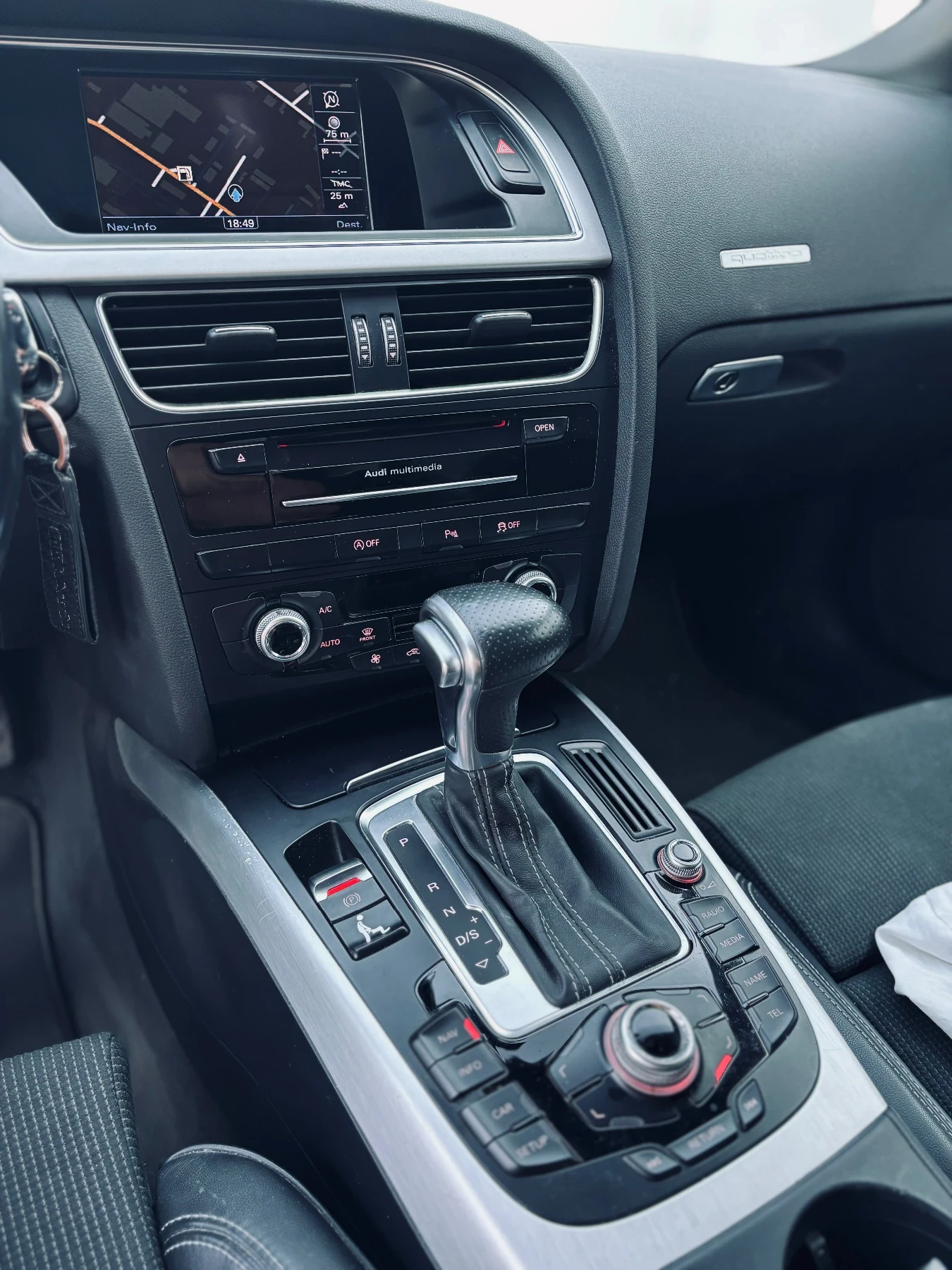 Audi A5 2.0TDI 190кс 4х4 3хS-Line  - изображение 8