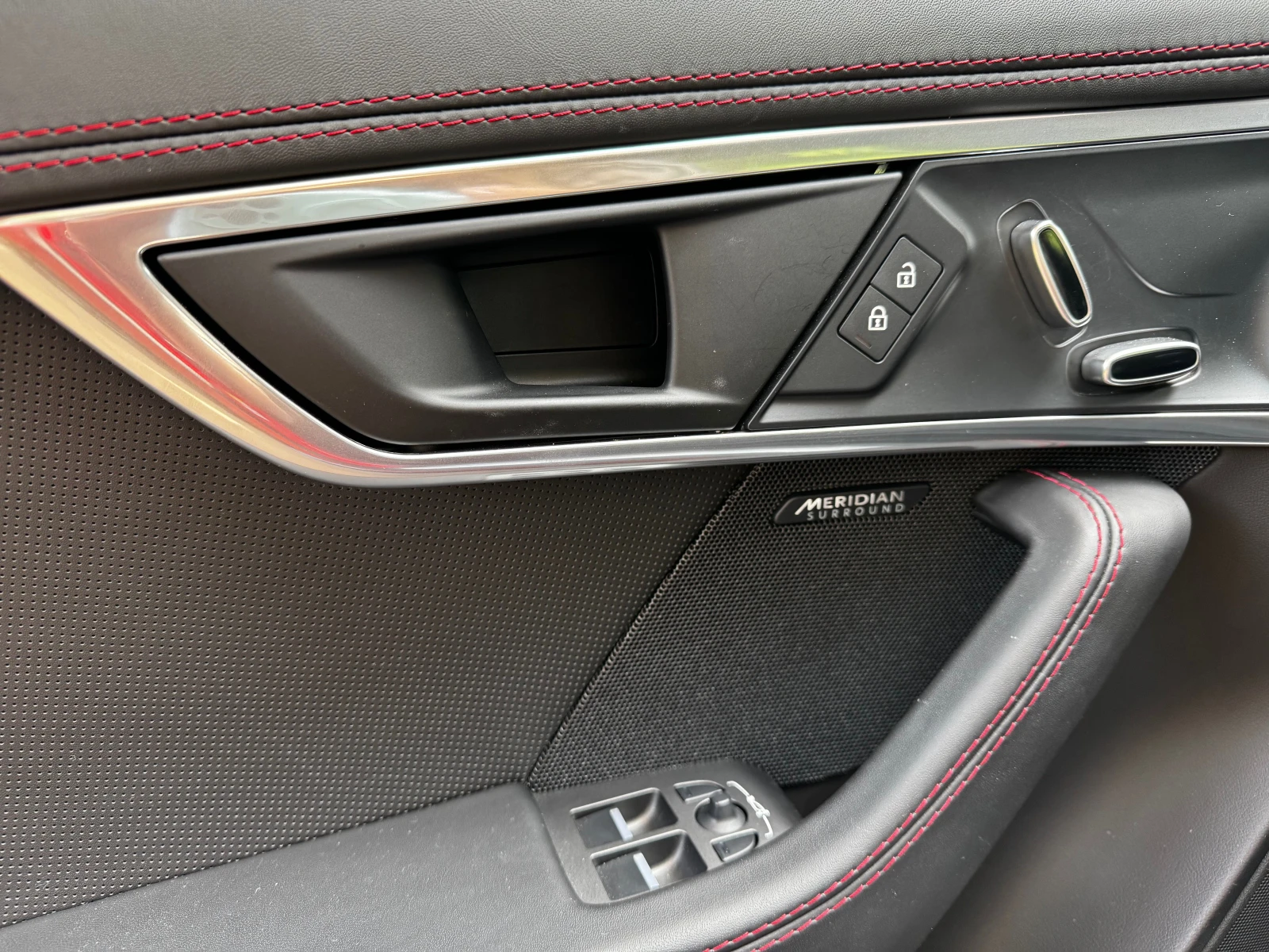 Jaguar F-Type R-Dynamic | Mobile.bg   13