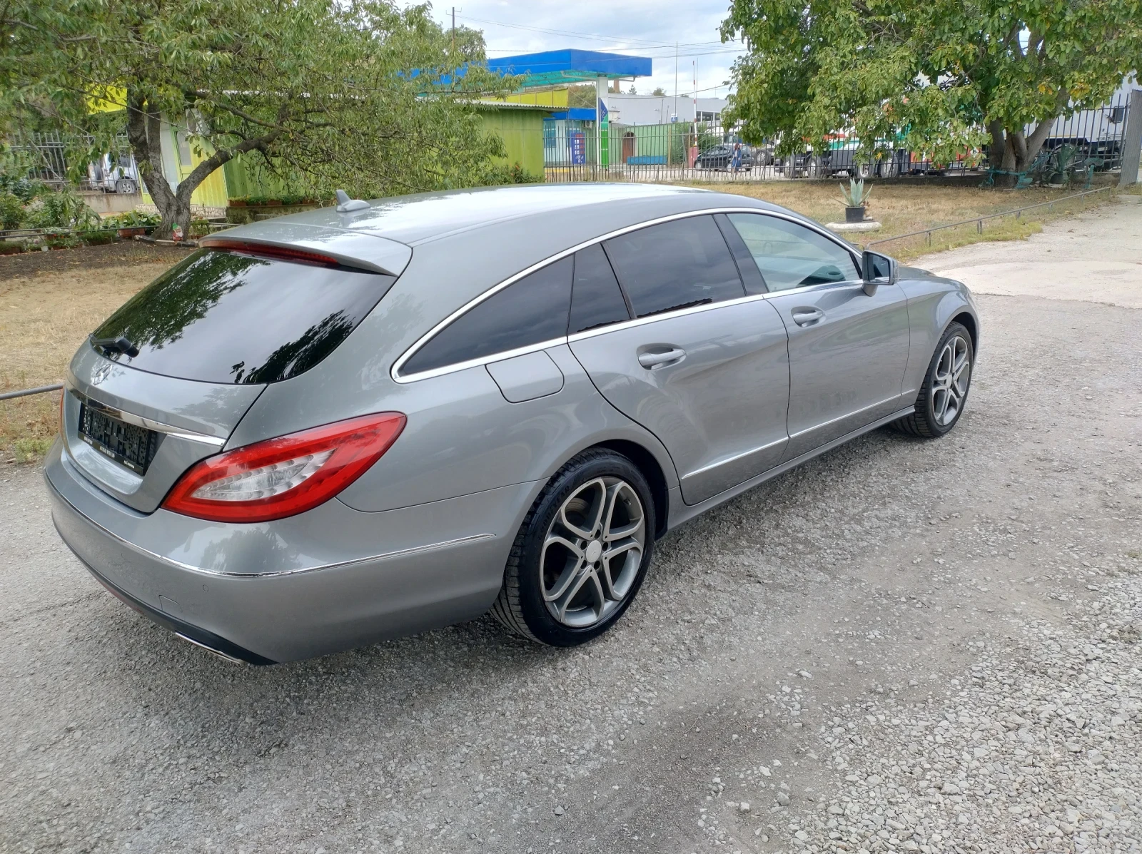 Mercedes-Benz CLS 350 3.5 CGI V6 SHOOTING BRAKE BLUE EFFICIENCY FULL - изображение 5