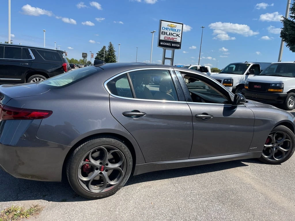 Alfa Romeo Giulia * Ti * CARFAX * БЕЗ ПЪРВОНАЧАЛНА ВНОСКА - изображение 3