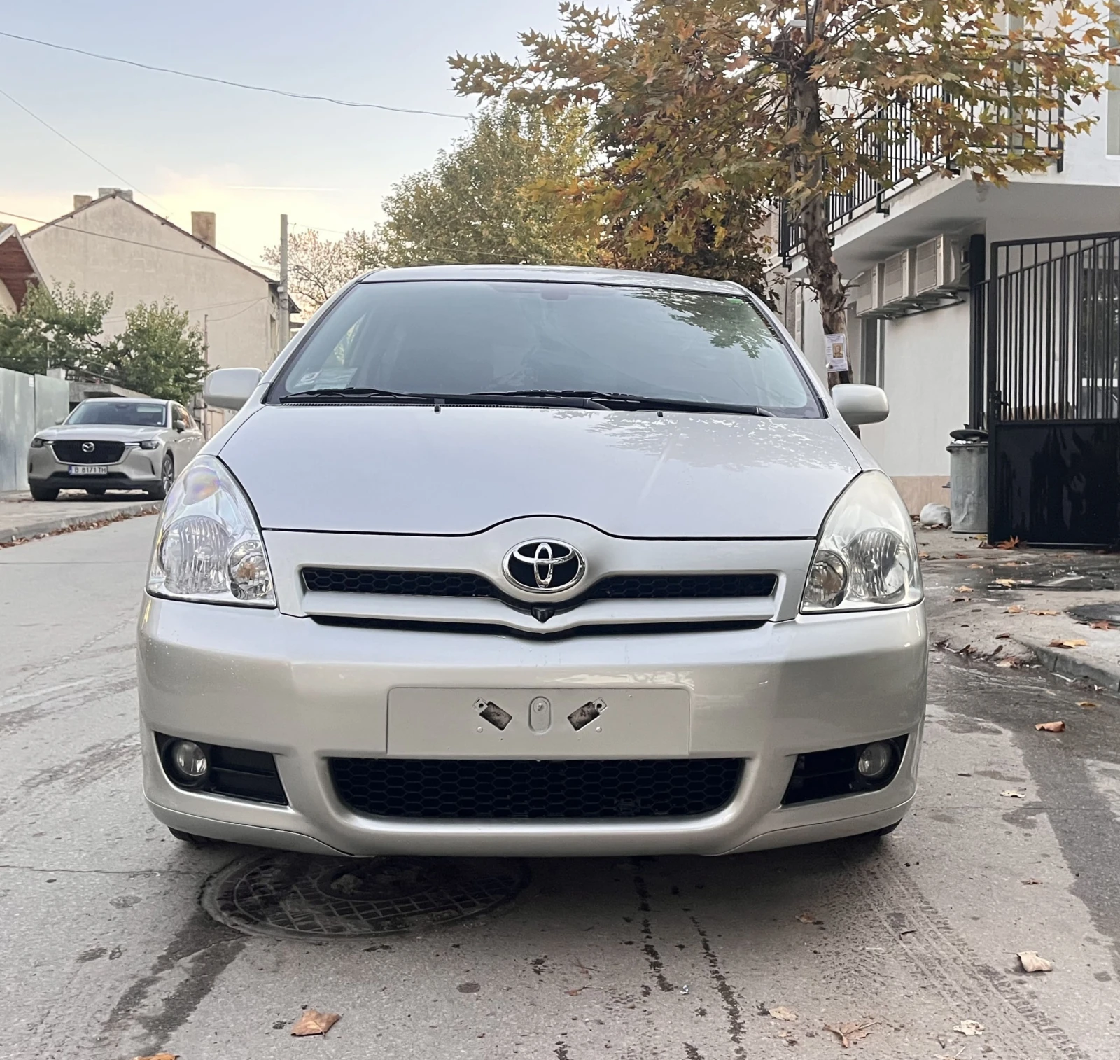 Toyota Corolla verso 2.0 D-4D ПЕЧКА  НОВ ВНОС ЛИЗИНГ  - изображение 2