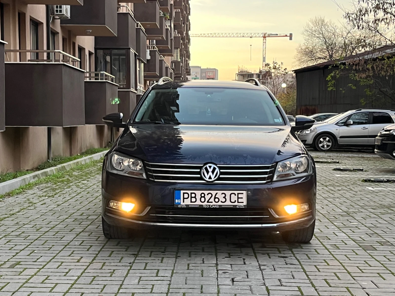 VW Passat Passat b7 2.0TDI highline  Регистриран  - изображение 2