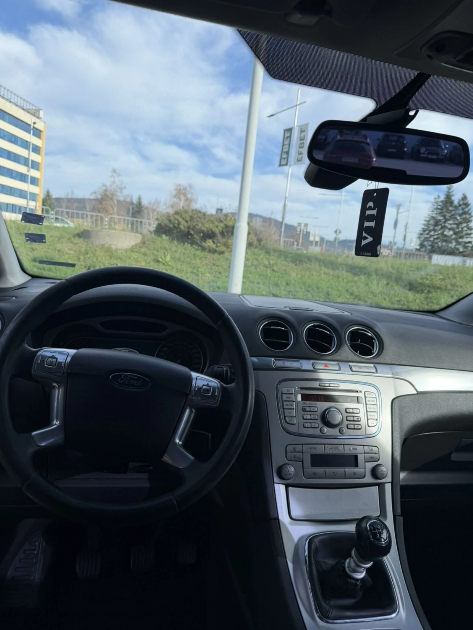 Ford S-Max 2.0 TCDI - изображение 8