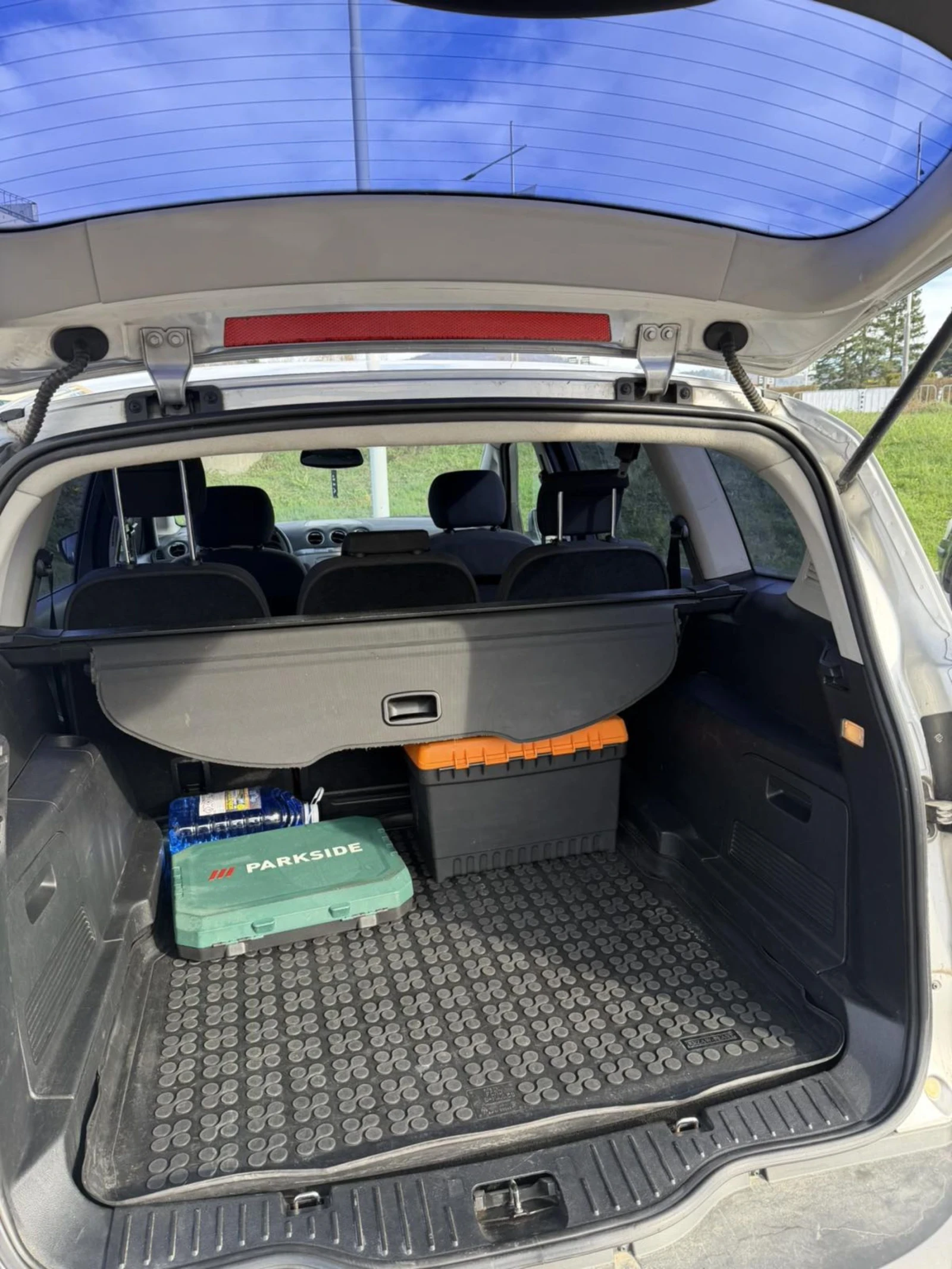 Ford S-Max 2.0 TCDI - изображение 9