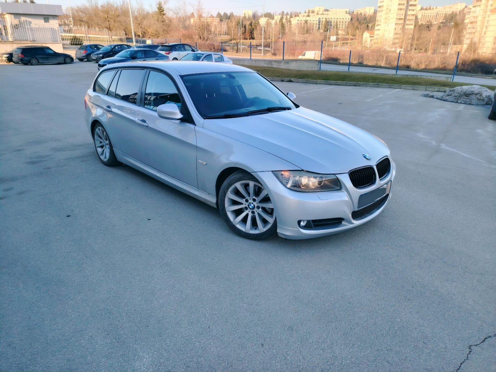 BMW 318 2.0D, снимка 8 - Автомобили и джипове - 53457088