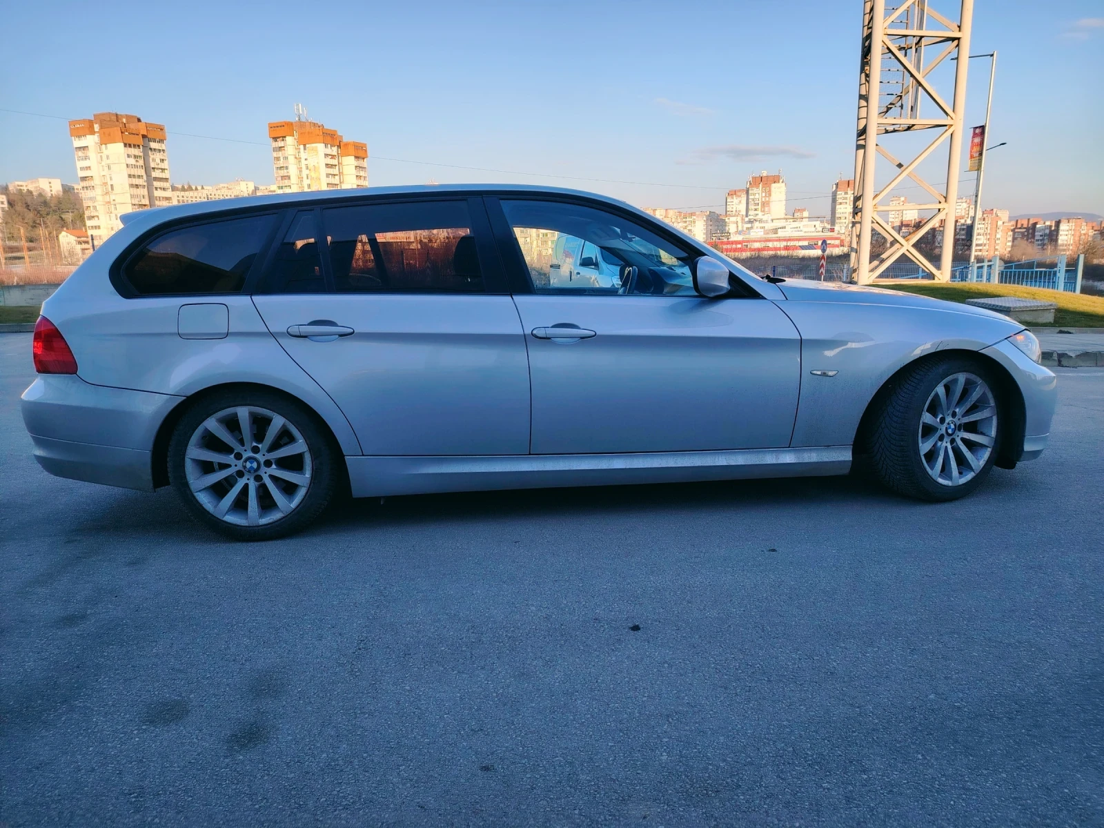 BMW 318 2.0D, снимка 11 - Автомобили и джипове - 53457088