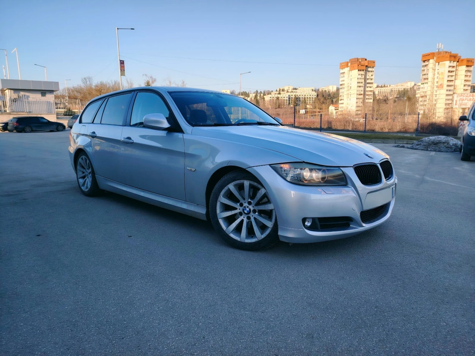 BMW 318 2.0D, снимка 4 - Автомобили и джипове - 53457088