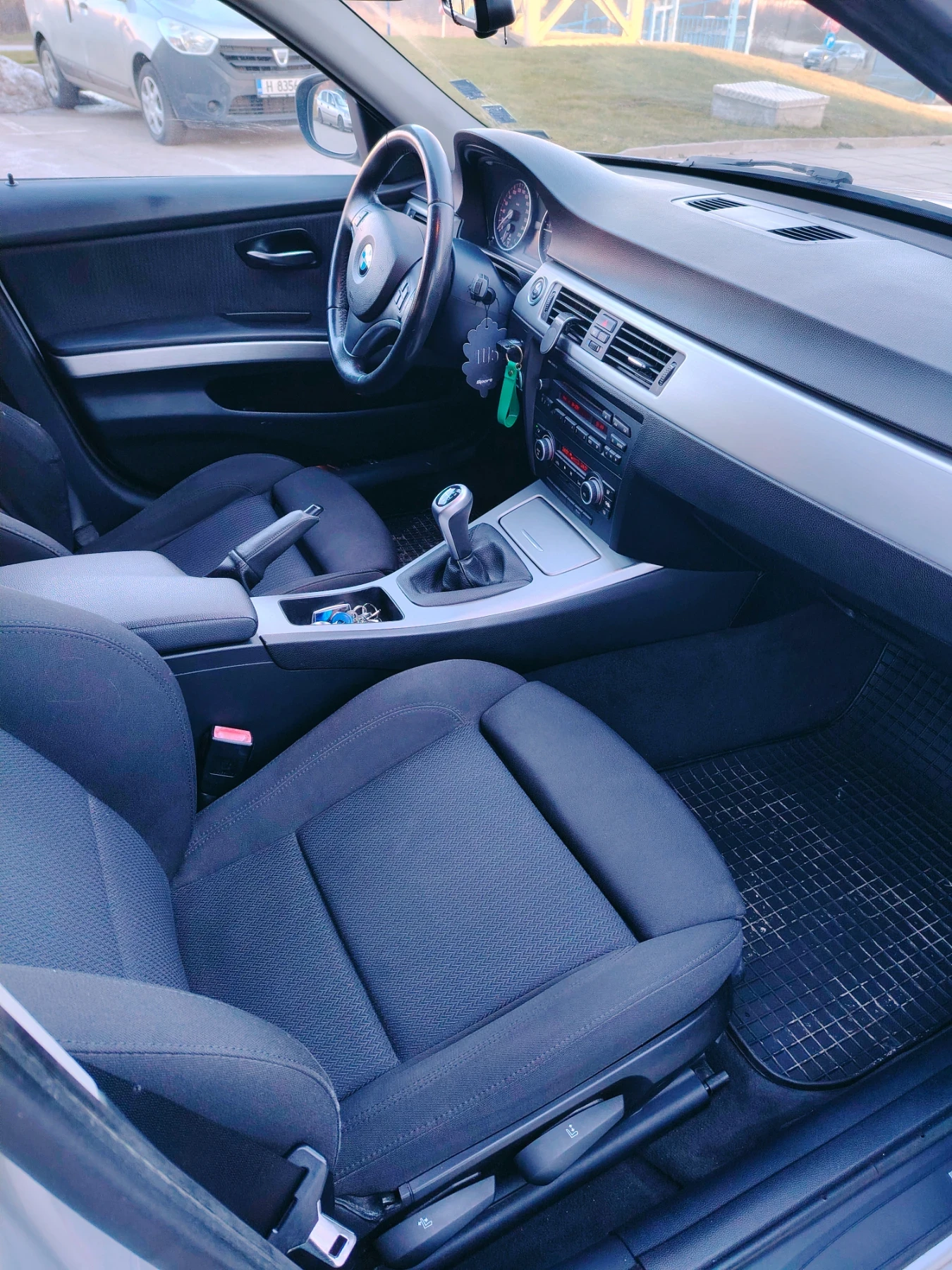 BMW 318 2.0D, снимка 5 - Автомобили и джипове - 53457088