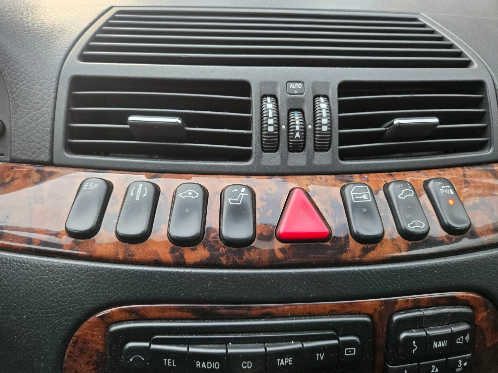 Mercedes-Benz R 320 Перфектен автомобил, снимка 16 - Автомобили и джипове - 53706538