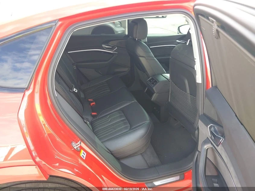 Audi E-Tron Sportback Prestige S Line Quattro, снимка 8 - Автомобили и джипове - 53751588