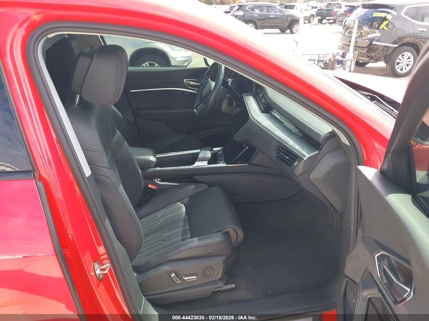 Audi E-Tron Sportback Prestige S Line Quattro, снимка 5 - Автомобили и джипове - 53751588