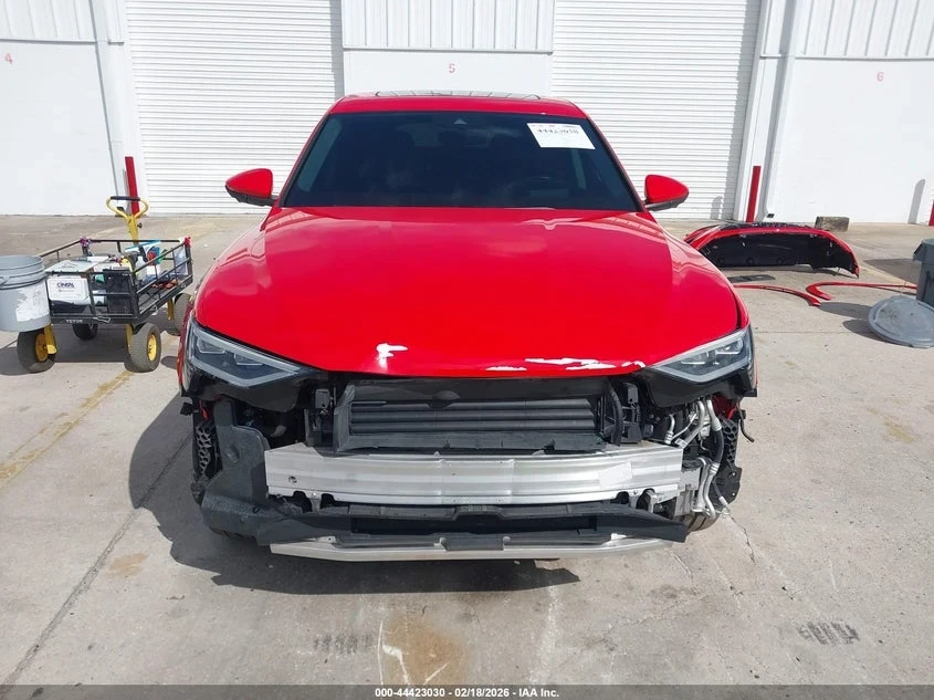 Audi E-Tron Sportback Prestige S Line Quattro, снимка 12 - Автомобили и джипове - 53751588