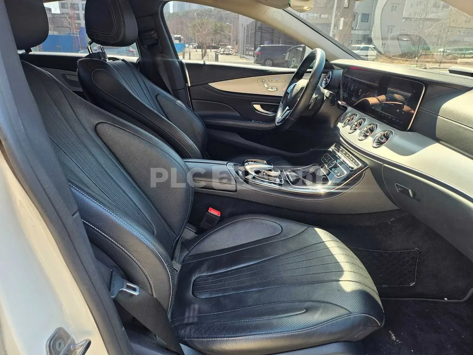 Mercedes-Benz CLS 400 4MATIC AMG| BURMESTER| �����| LANE ASSIST| DISTRON | Mobile.bg � ����������� 13