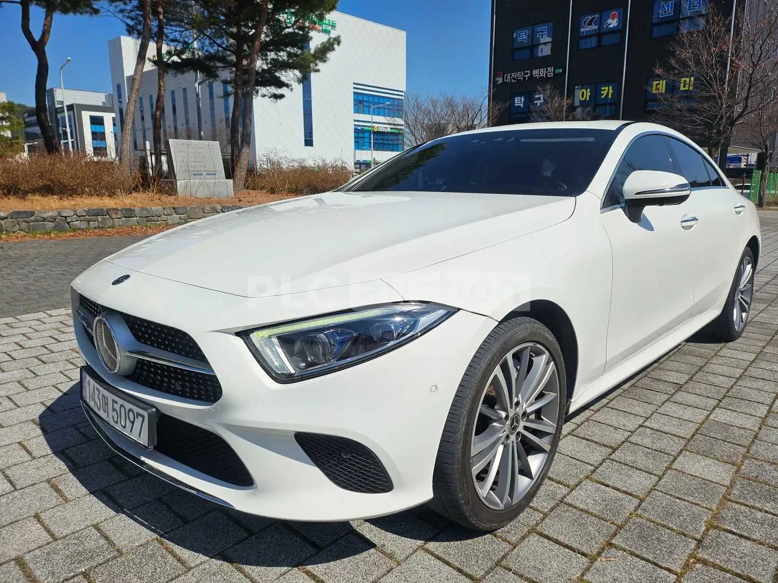 Mercedes-Benz CLS 400 4MATIC AMG| BURMESTER| �����| LANE ASSIST| DISTRON | Mobile.bg � ����������� 3