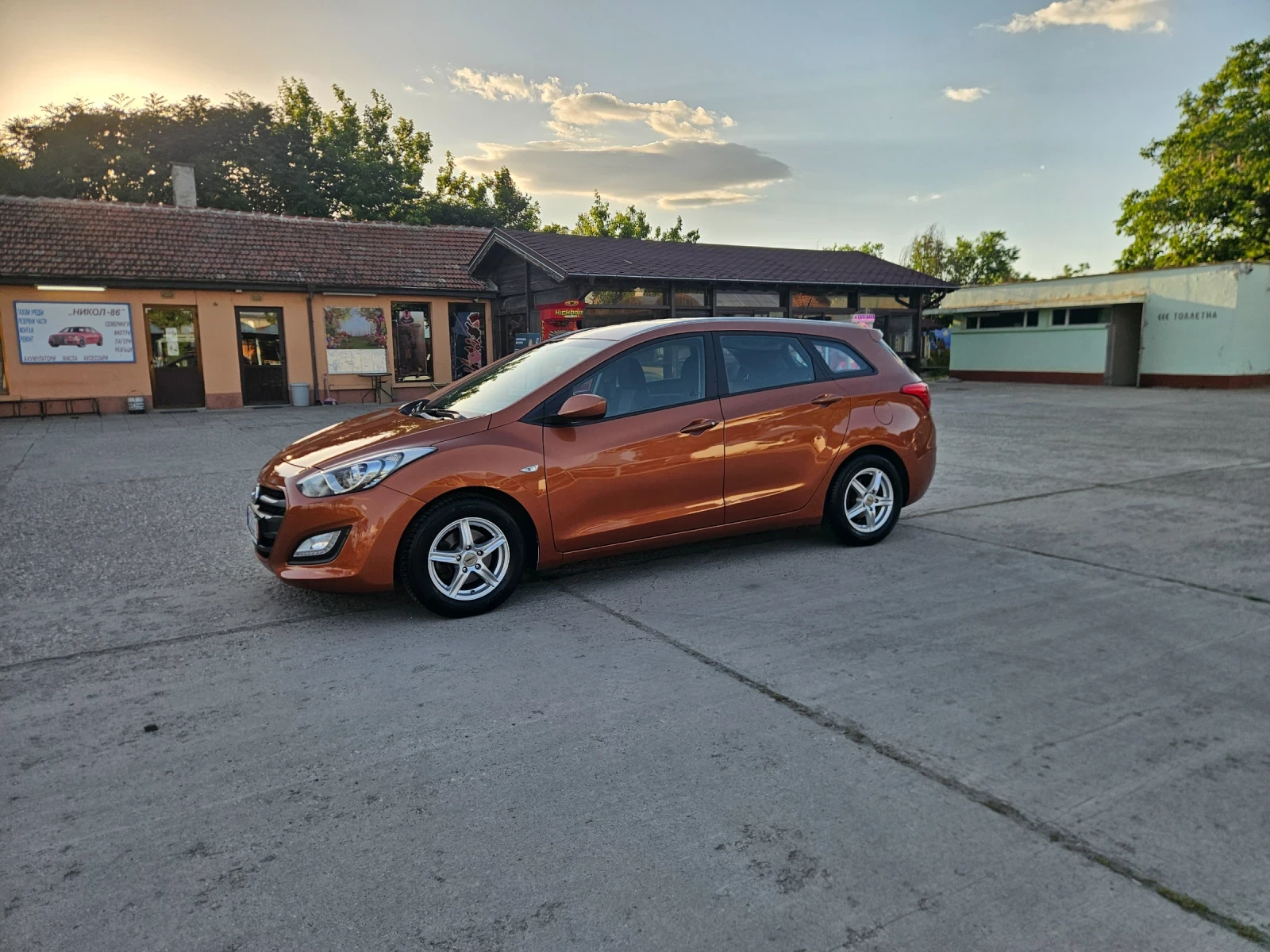 Hyundai I30 1.6 MPI, снимка 2 - Автомобили и джипове - 54704536