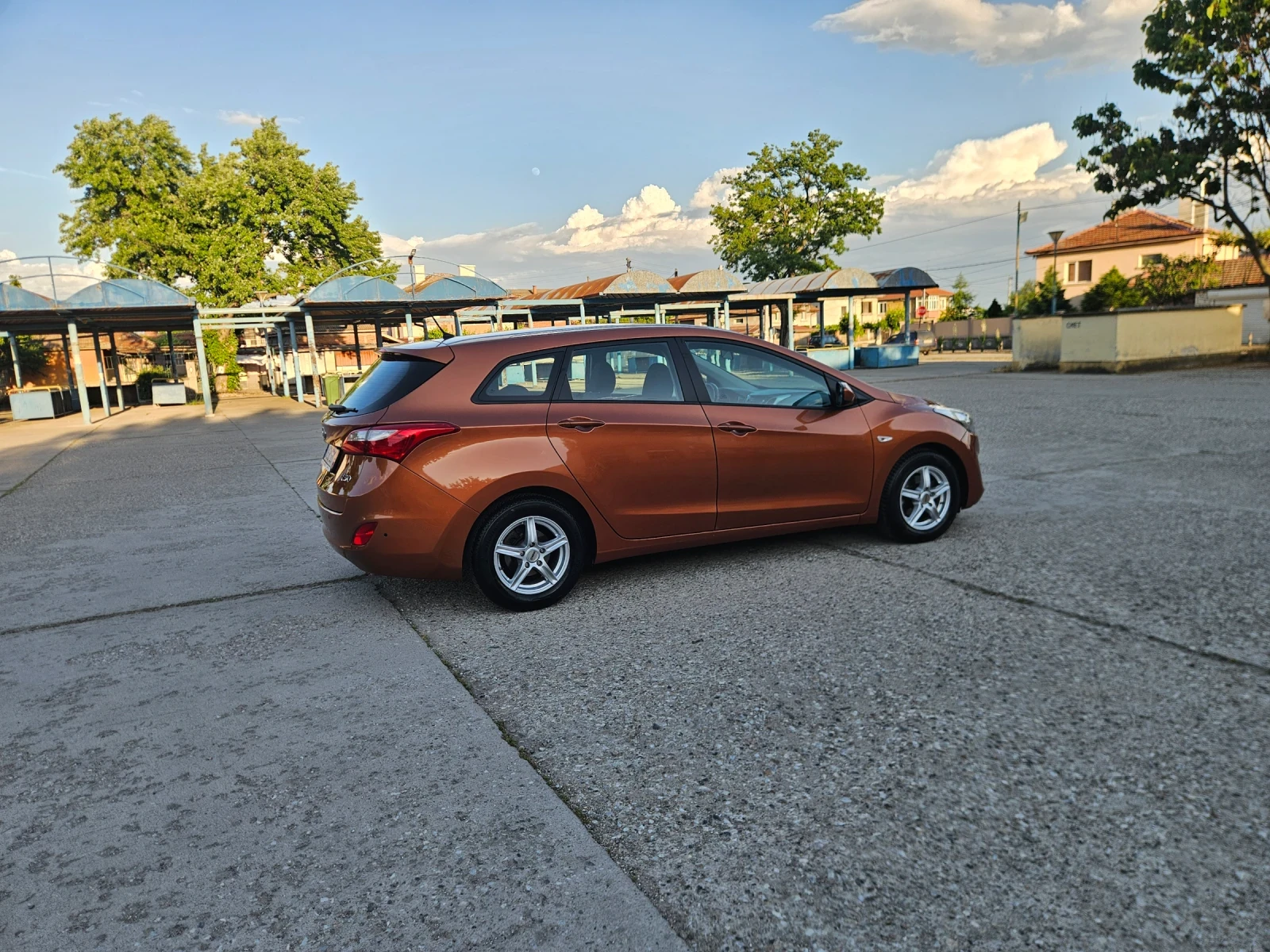 Hyundai I30 1.6 MPI, снимка 6 - Автомобили и джипове - 54704536