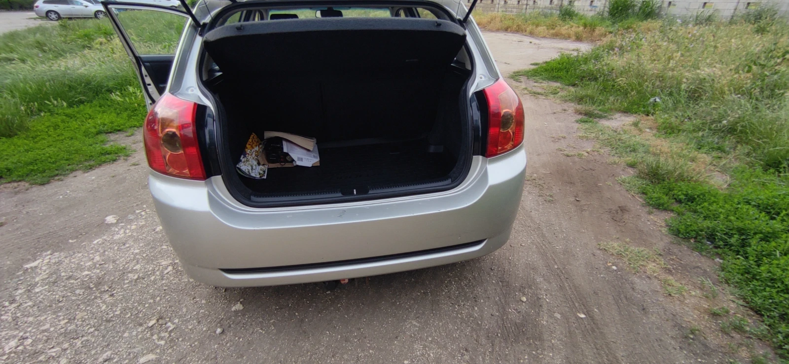 Toyota Corolla, снимка 13 - Автомобили и джипове - 54973575