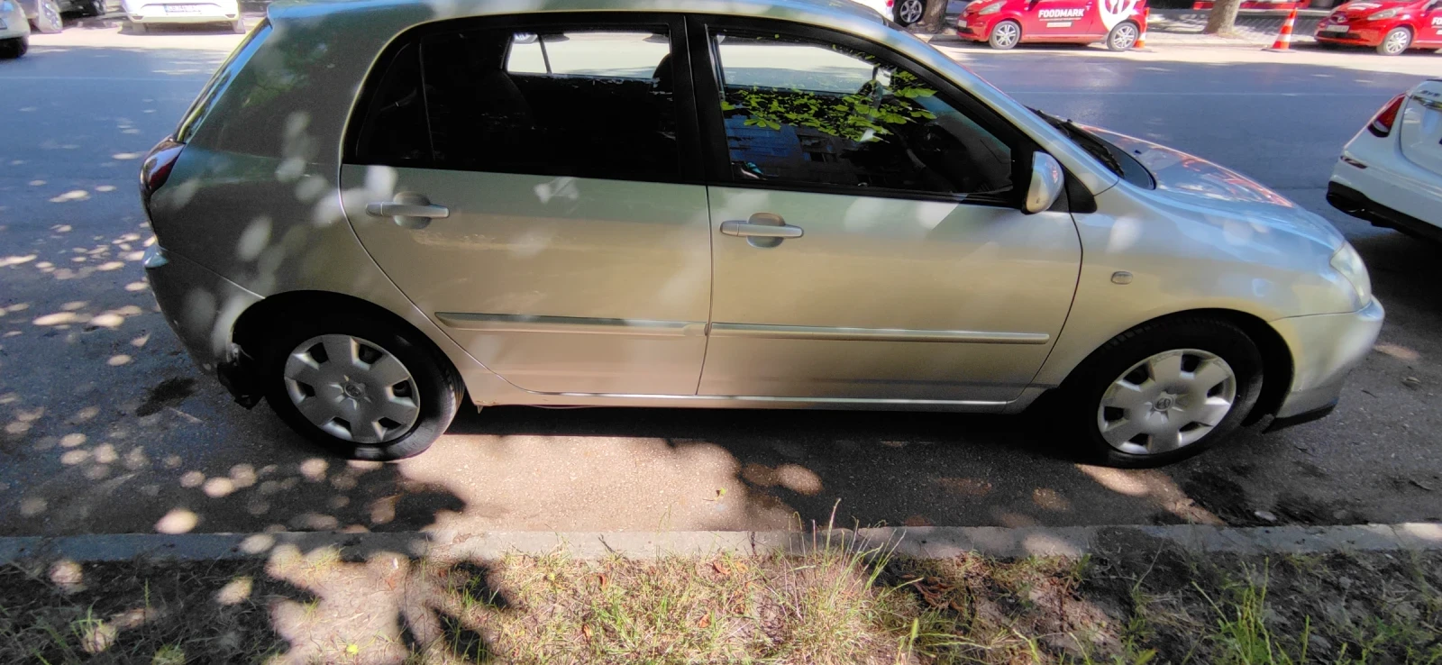 Toyota Corolla, снимка 4 - Автомобили и джипове - 54973575