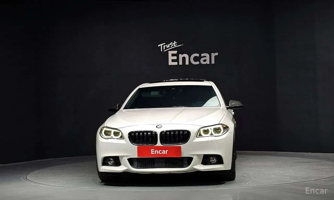 BMW 530 * 530d xDrive M Aero Dynamic * ЦЕНА ДО БГ, снимка 3 - Автомобили и джипове - 55627578